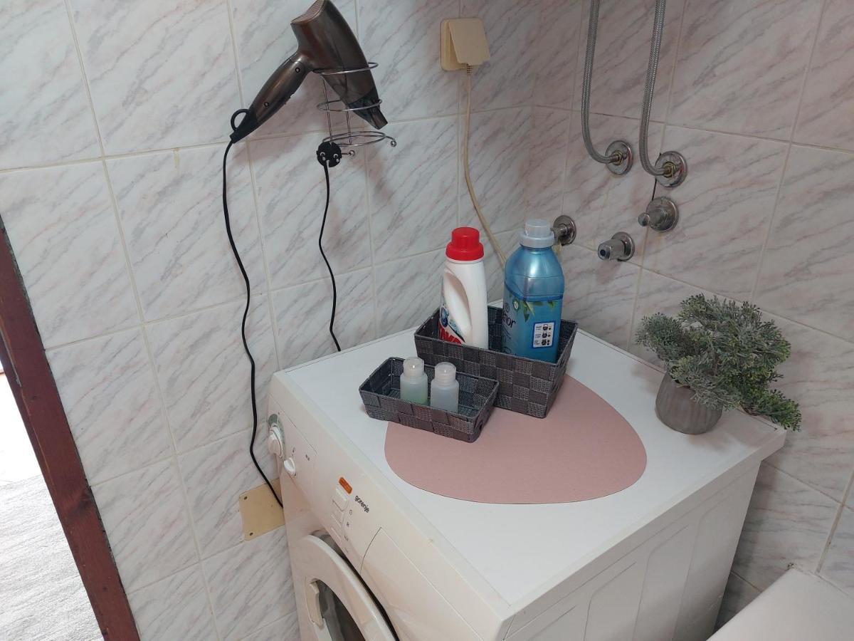 Stefan Apartman Novi Sad Esterno foto