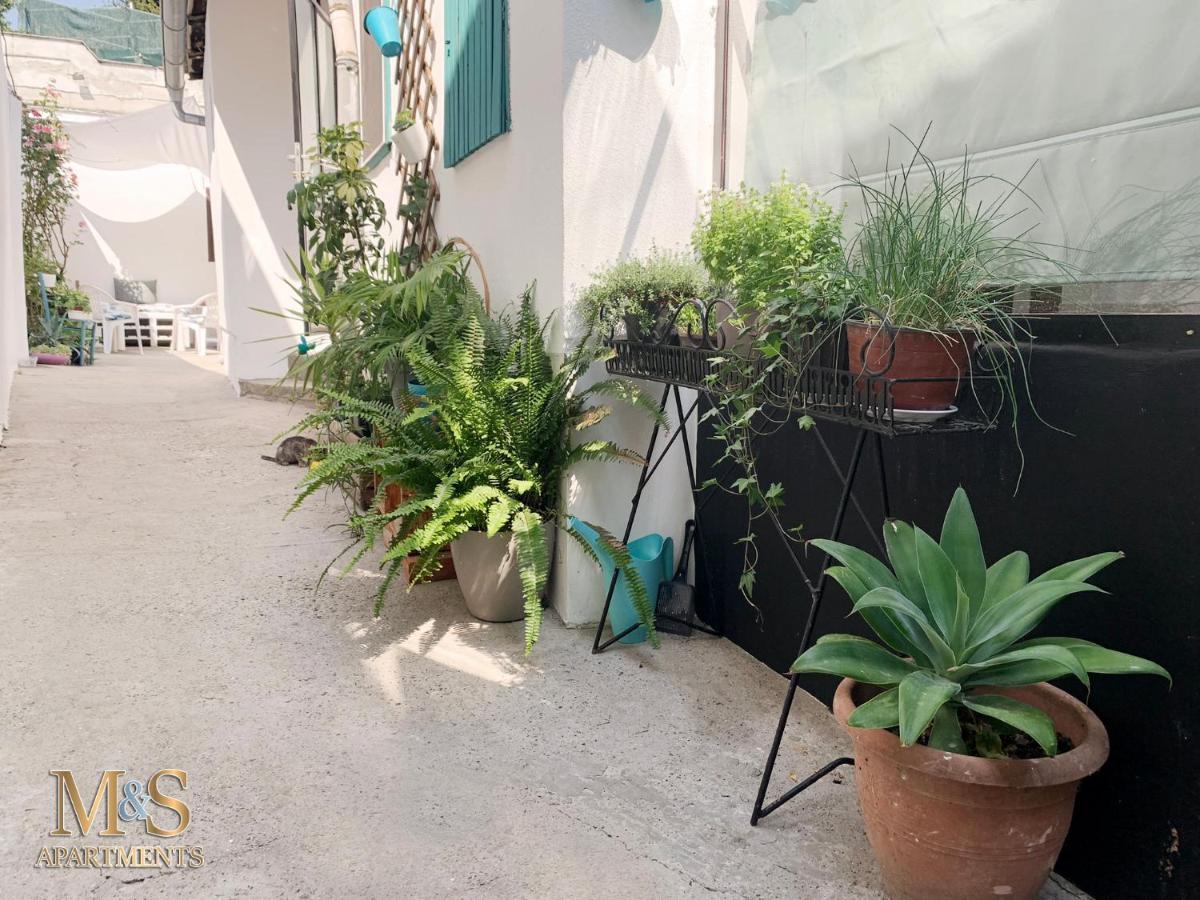Stefan Apartman Novi Sad Esterno foto