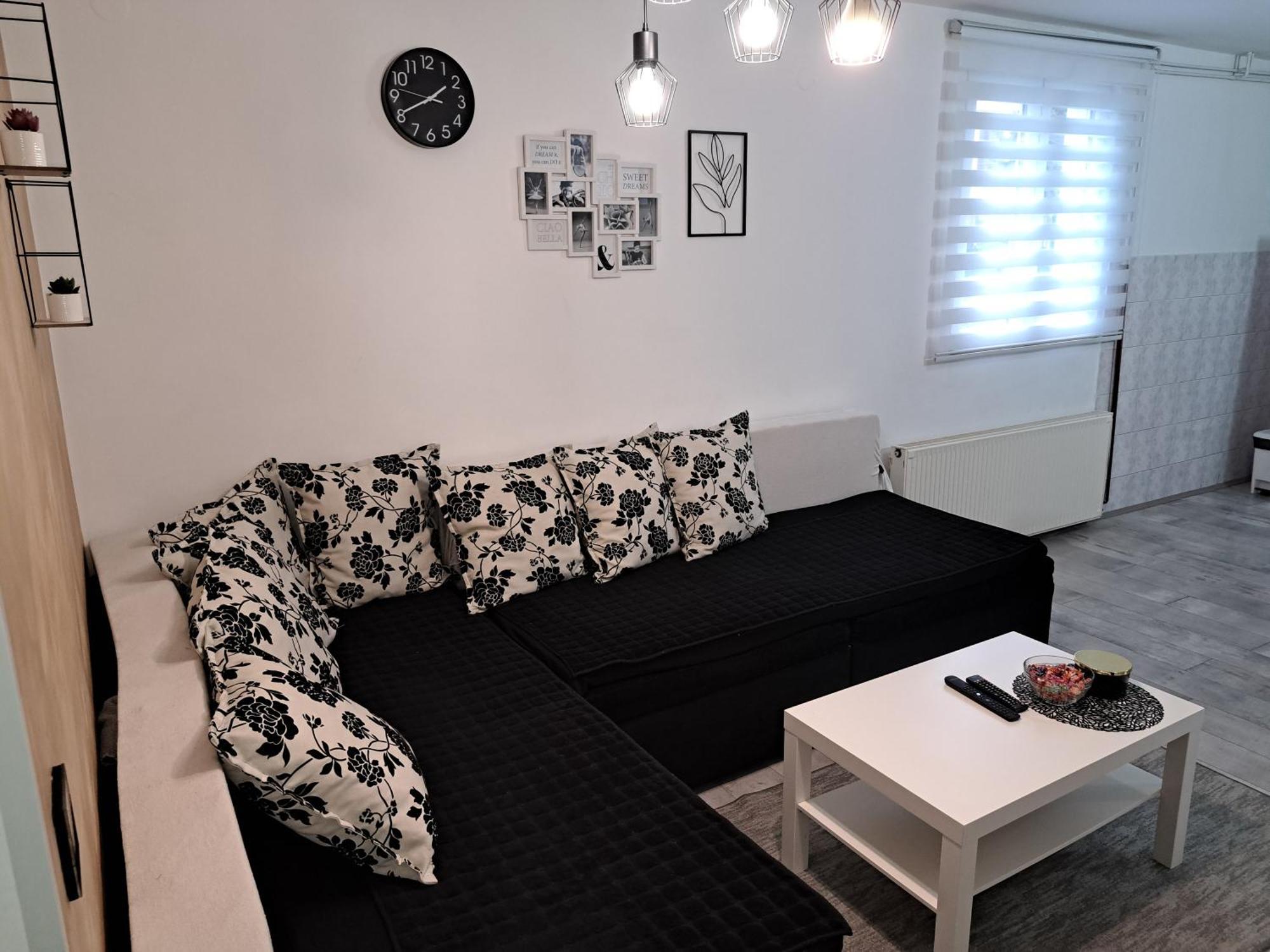 Stefan Apartman Novi Sad Esterno foto